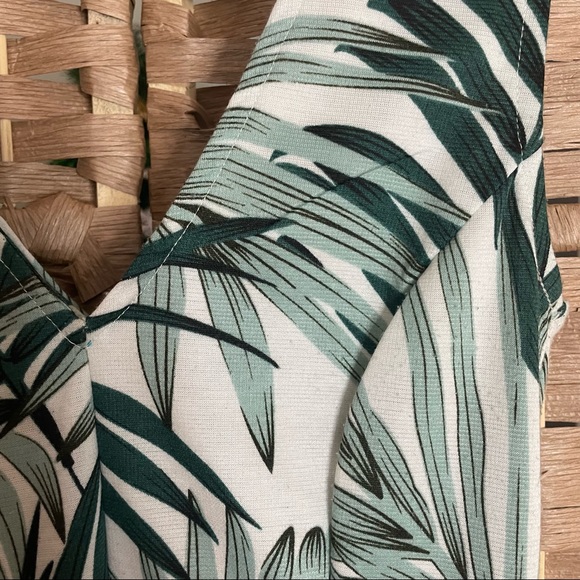 H&M A-Line dress - Size S or 4 - Picture 2 of 5